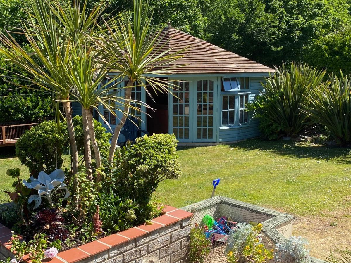 Come And Join Us, Last Min Fm 25Th May, Short Stroll To Beach, Pubs, Shops, Restaraunts, Htd Pool, Hottub, Games Room, Bbq'S, 1 Acre Garden, Parking, Beautiful, Bassets Acre, Just Six 1-3 Bedroom Quality Apartments With Wifi Portreath Exterior photo